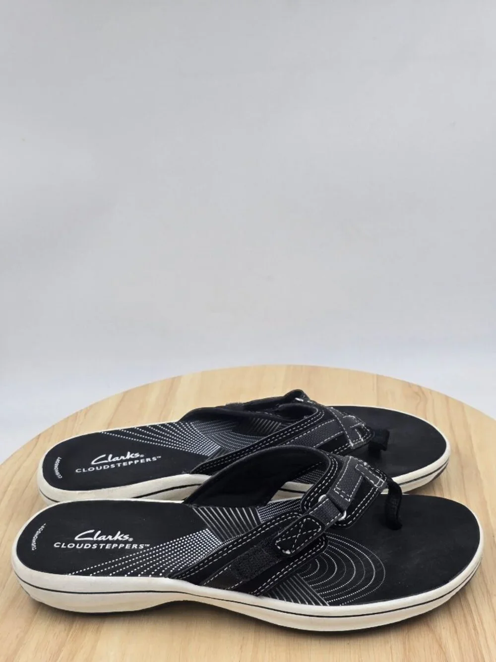 Clarks Womens Breeze Sea By Cloudsteppers Slip On Thong Sandal Sz 8M